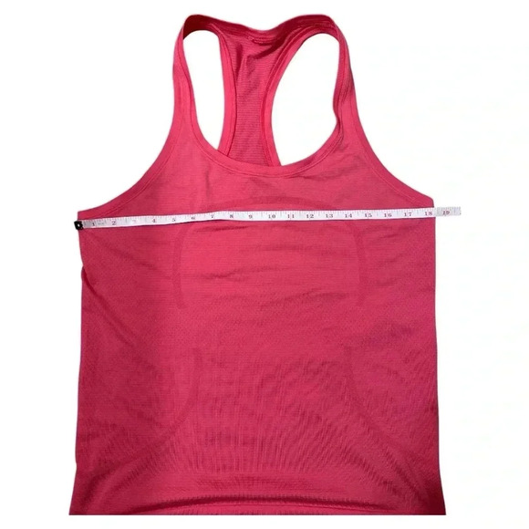 Lululemon Swiftly Tech  Tank Top 2.0 Waist Length Size 10 Lip Gloss Pink - Picture 6 of 8